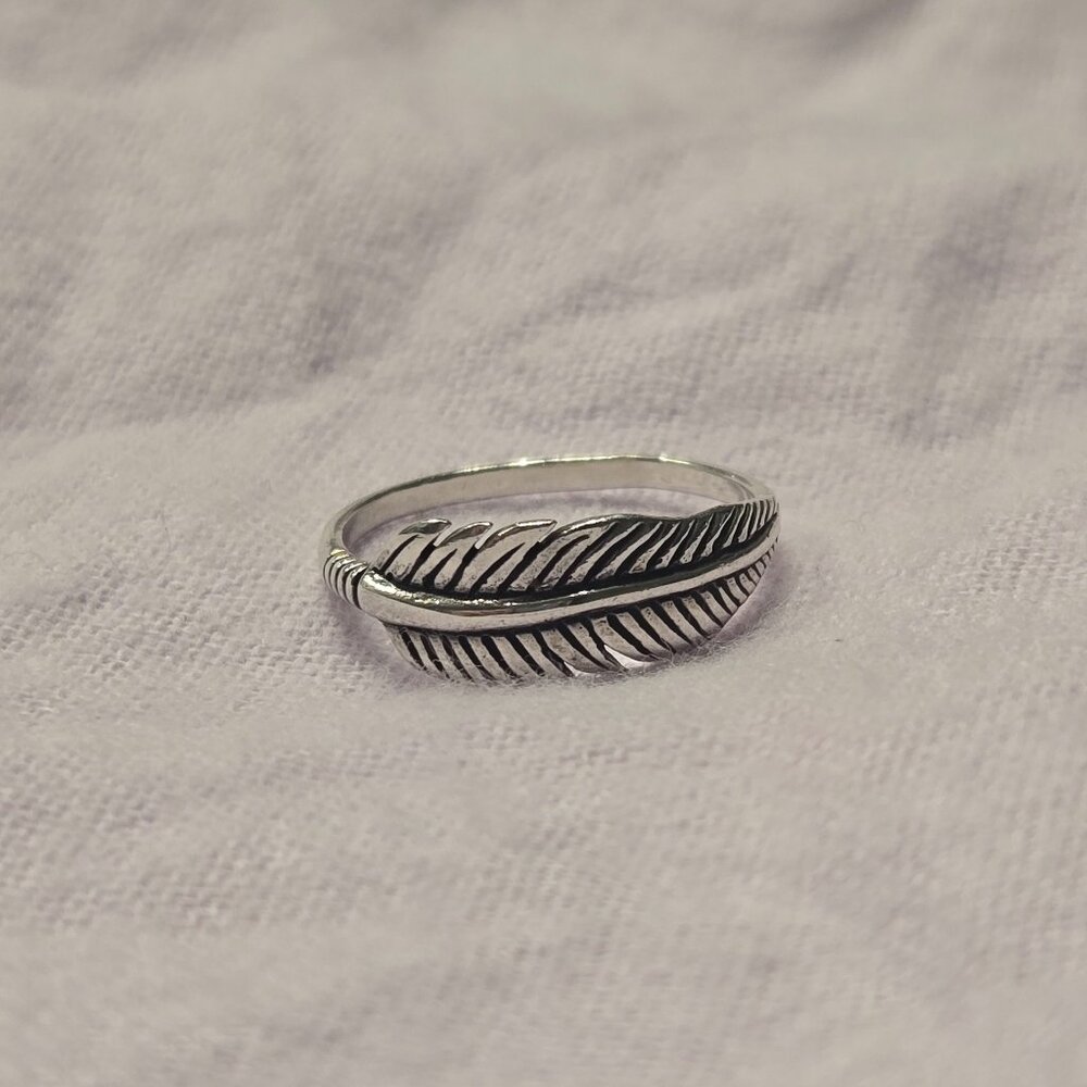 Sterling feather ring